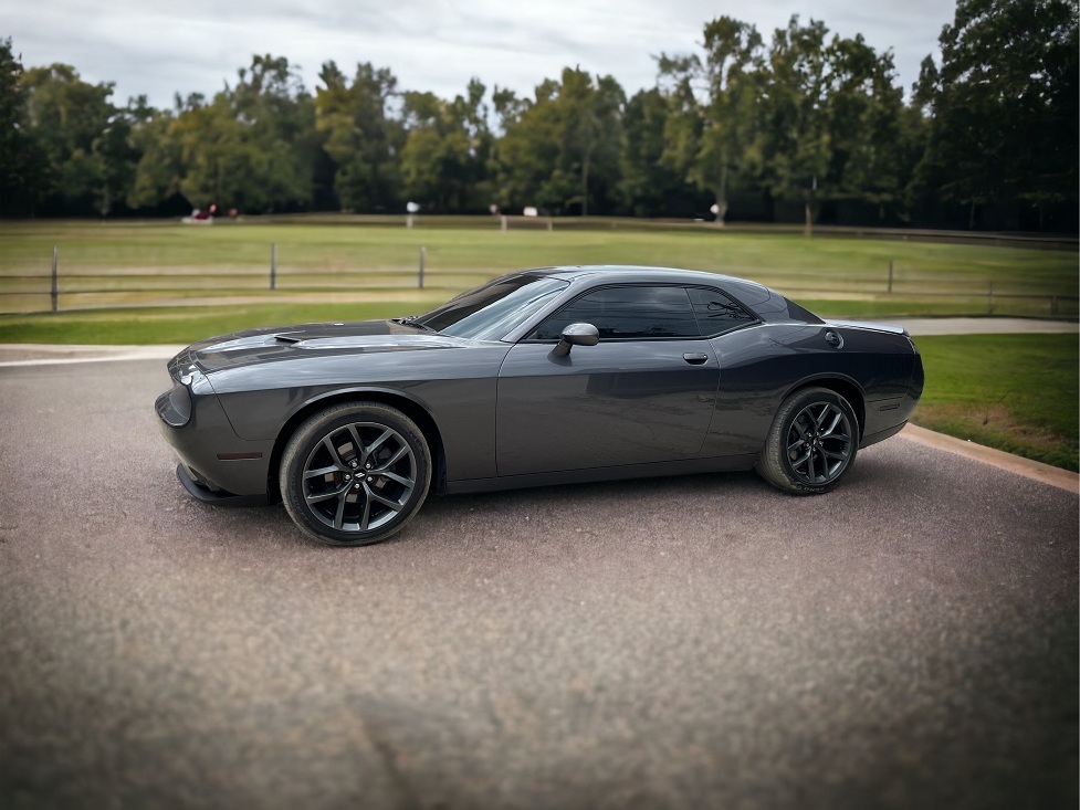 Арендовать спорткар Dodge Challenger GT