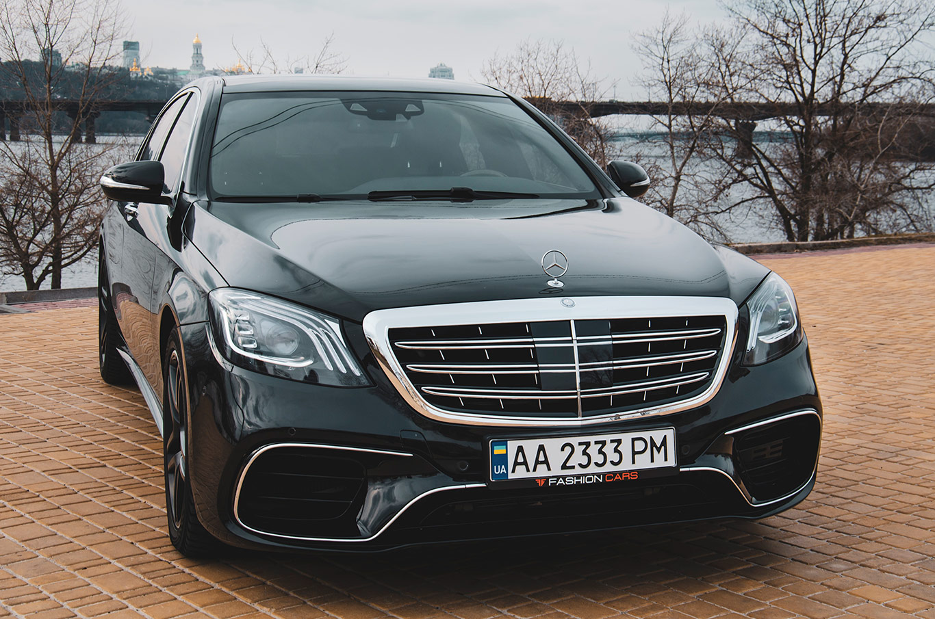 аренда Mercedes S-Class S550 в Киеве